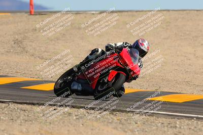 media/Oct-09-2022-SoCal Trackdays (Sun) [[95640aeeb6]]/Turn 12 (140pm)/